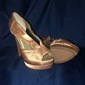 Jessica Simpson heels